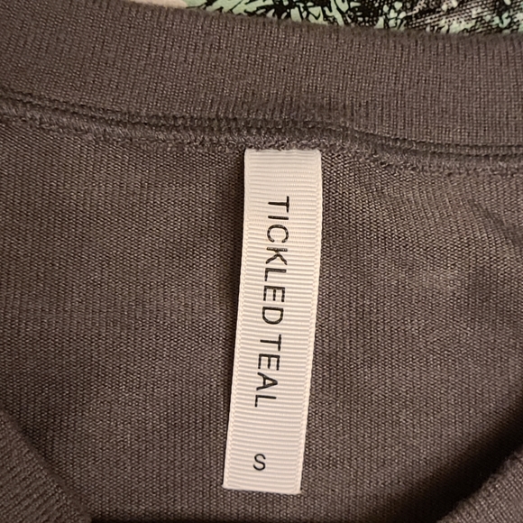 Sweater - Picture 3 of 4